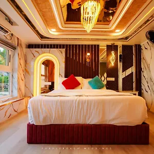 Paradise Day Cruise Houseboat Botel Alappuzha